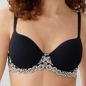 Wacoal Embrace lace T-shirt Bra